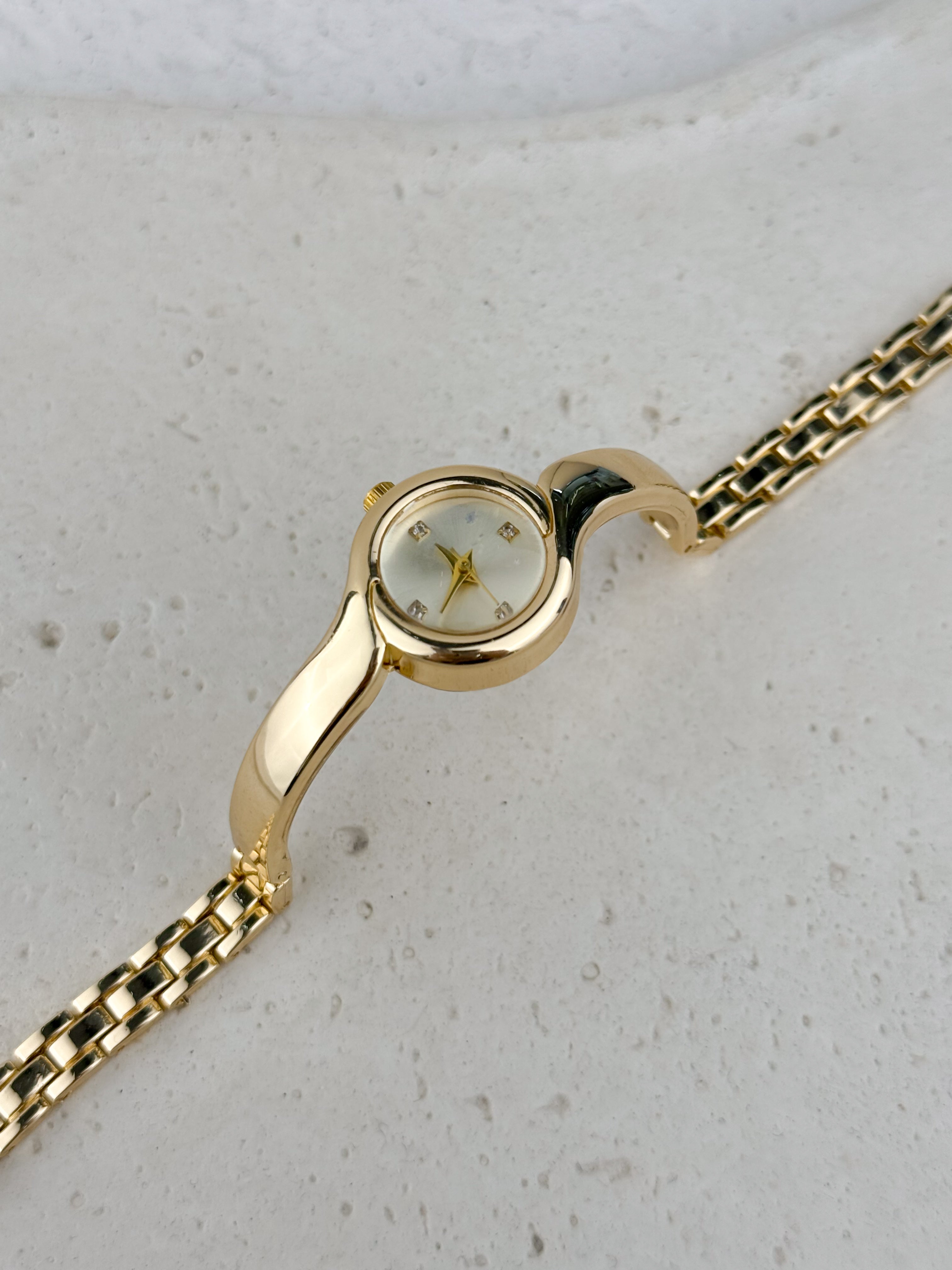Watch 21