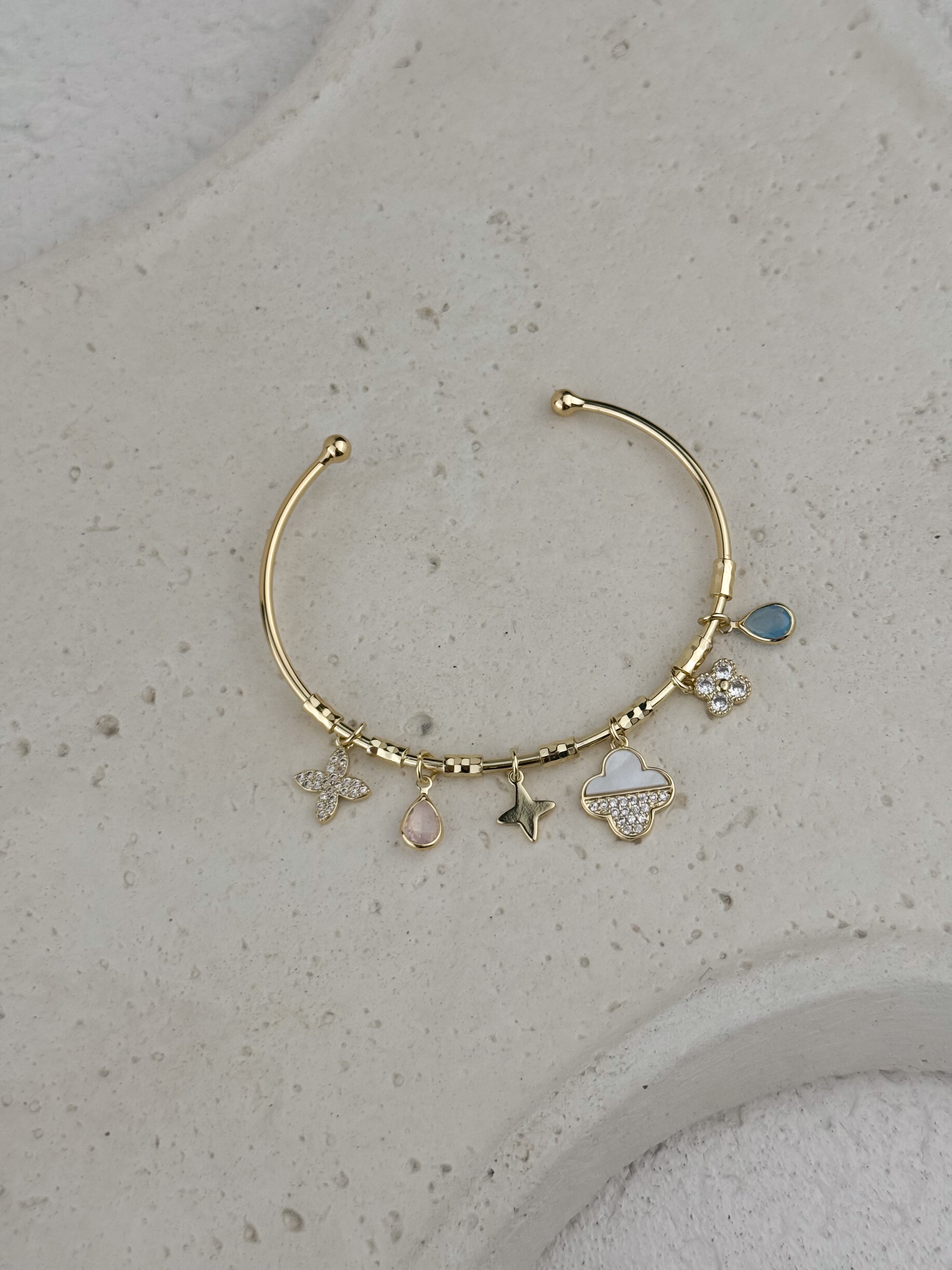 Bracelet 9