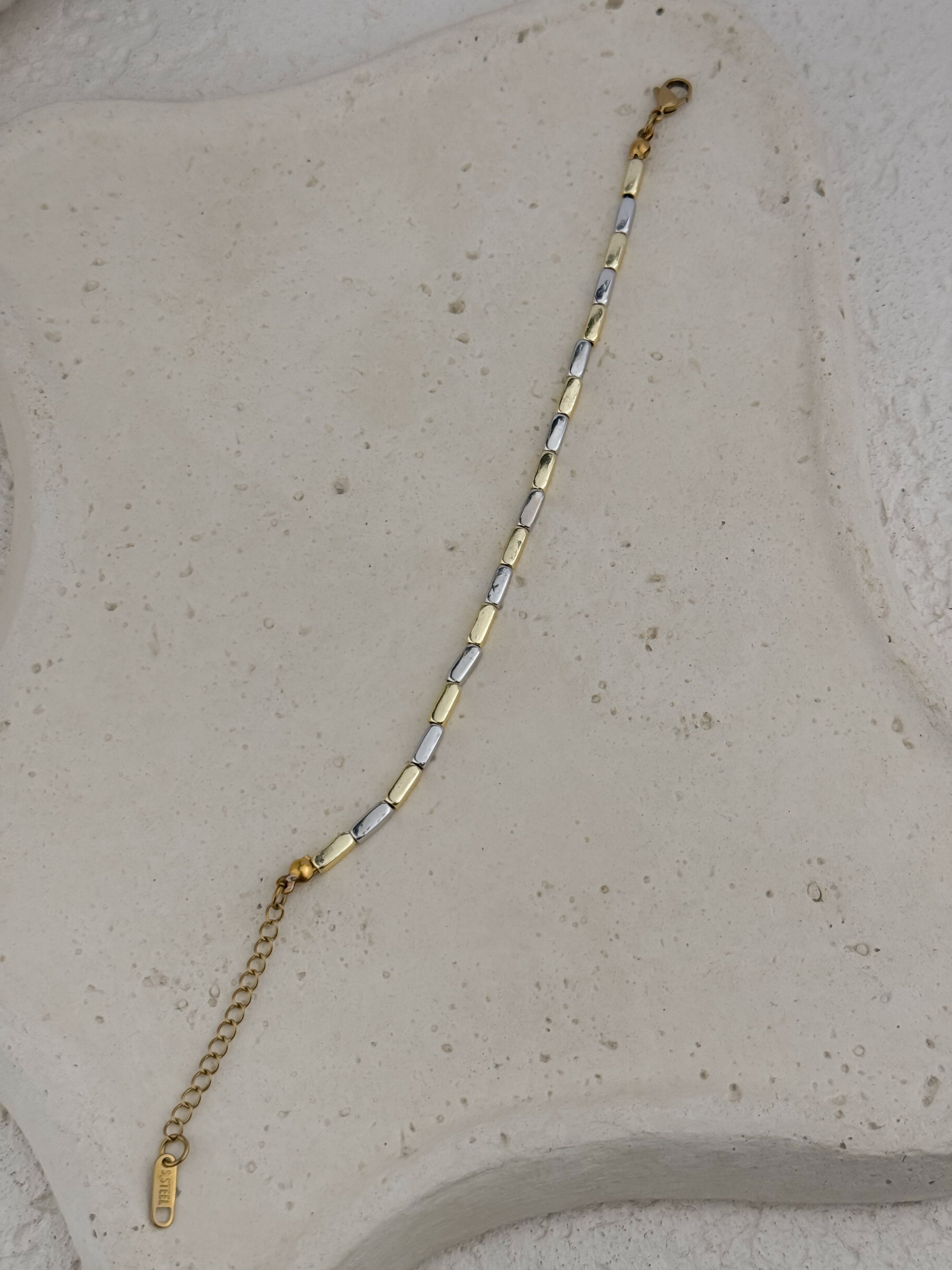 Bracelet 19