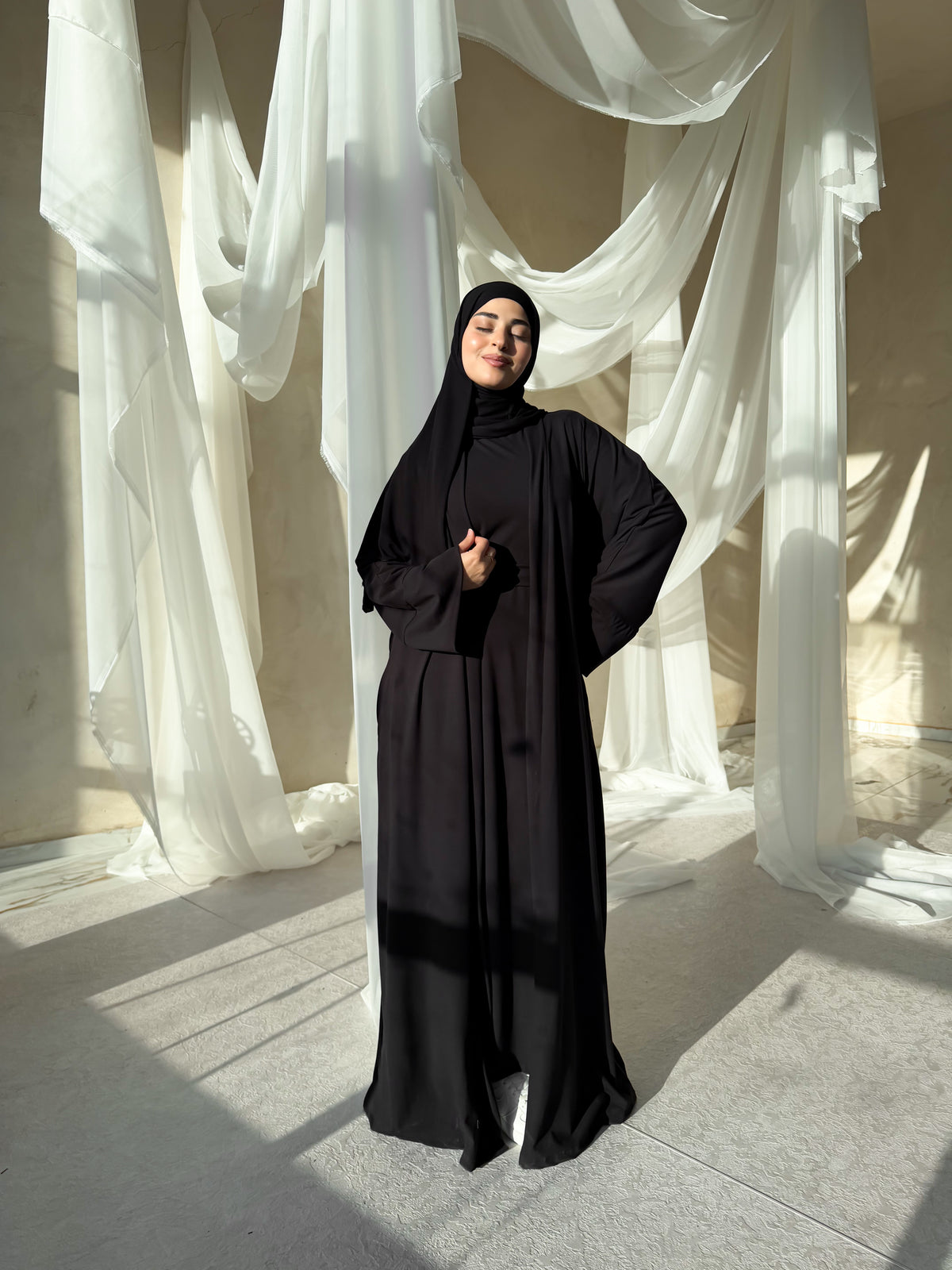 وقار | عباية-أسود