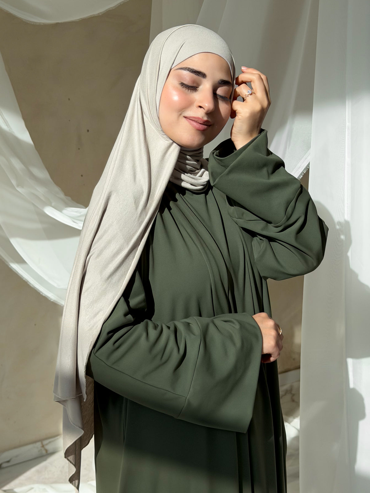 Yaqeen | Abaya-Olive