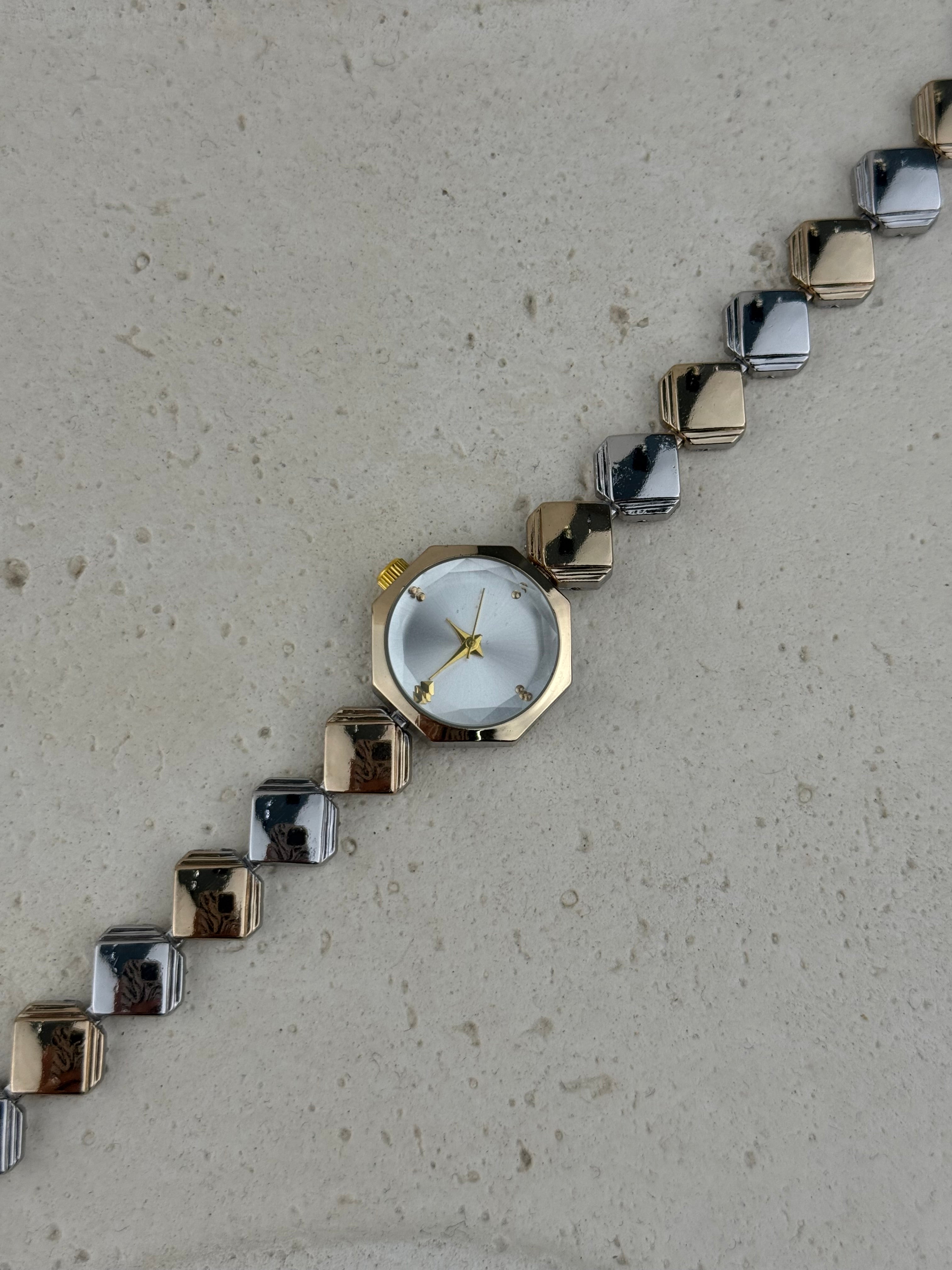 Watch 14