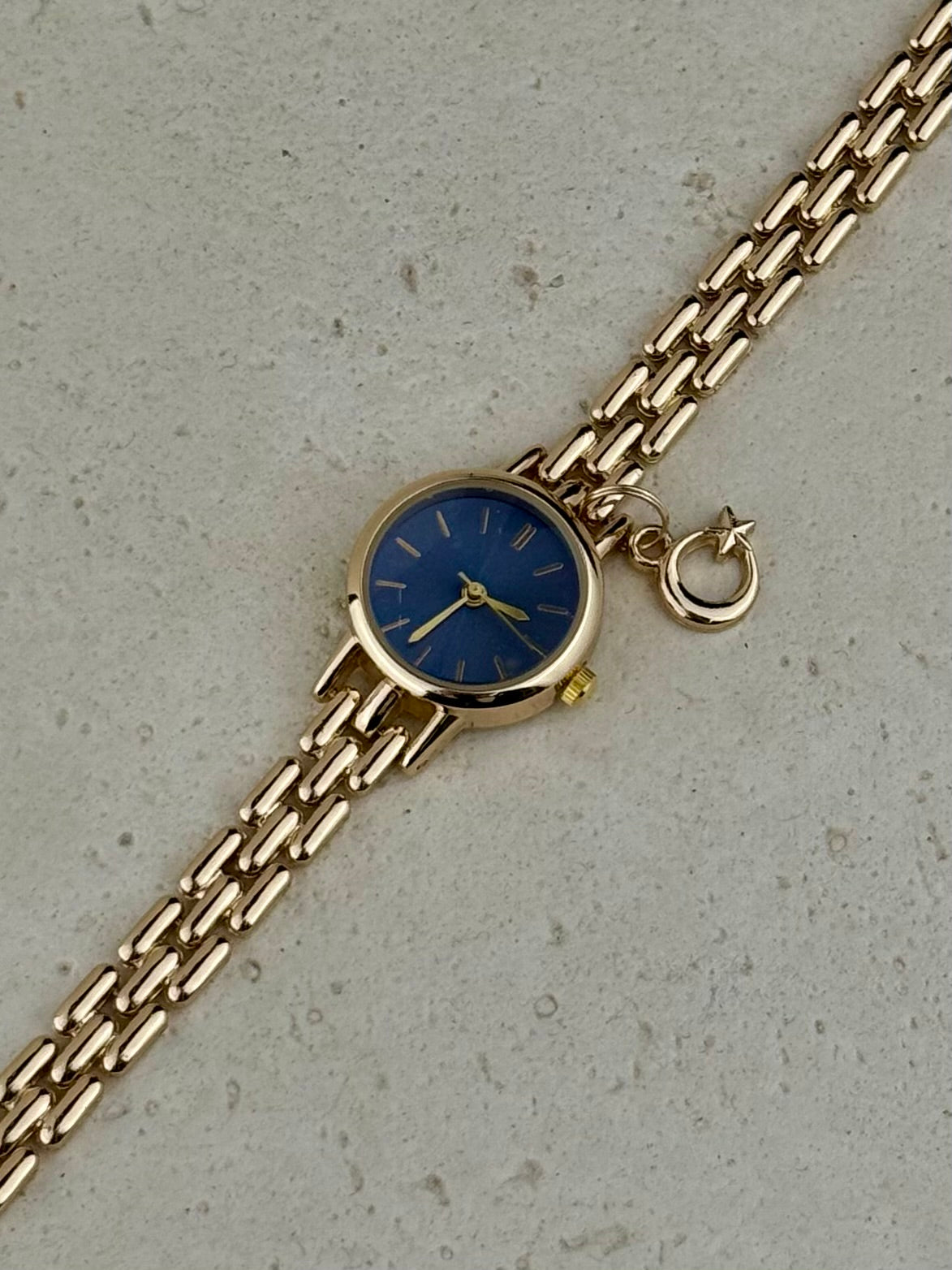 Watch 9