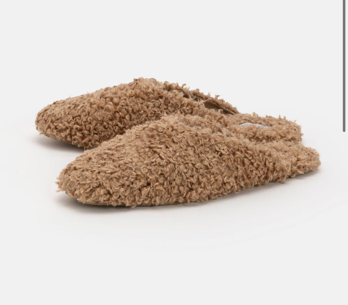 Fluffy Slippers -KL