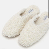 Fluffy Slippers- White
